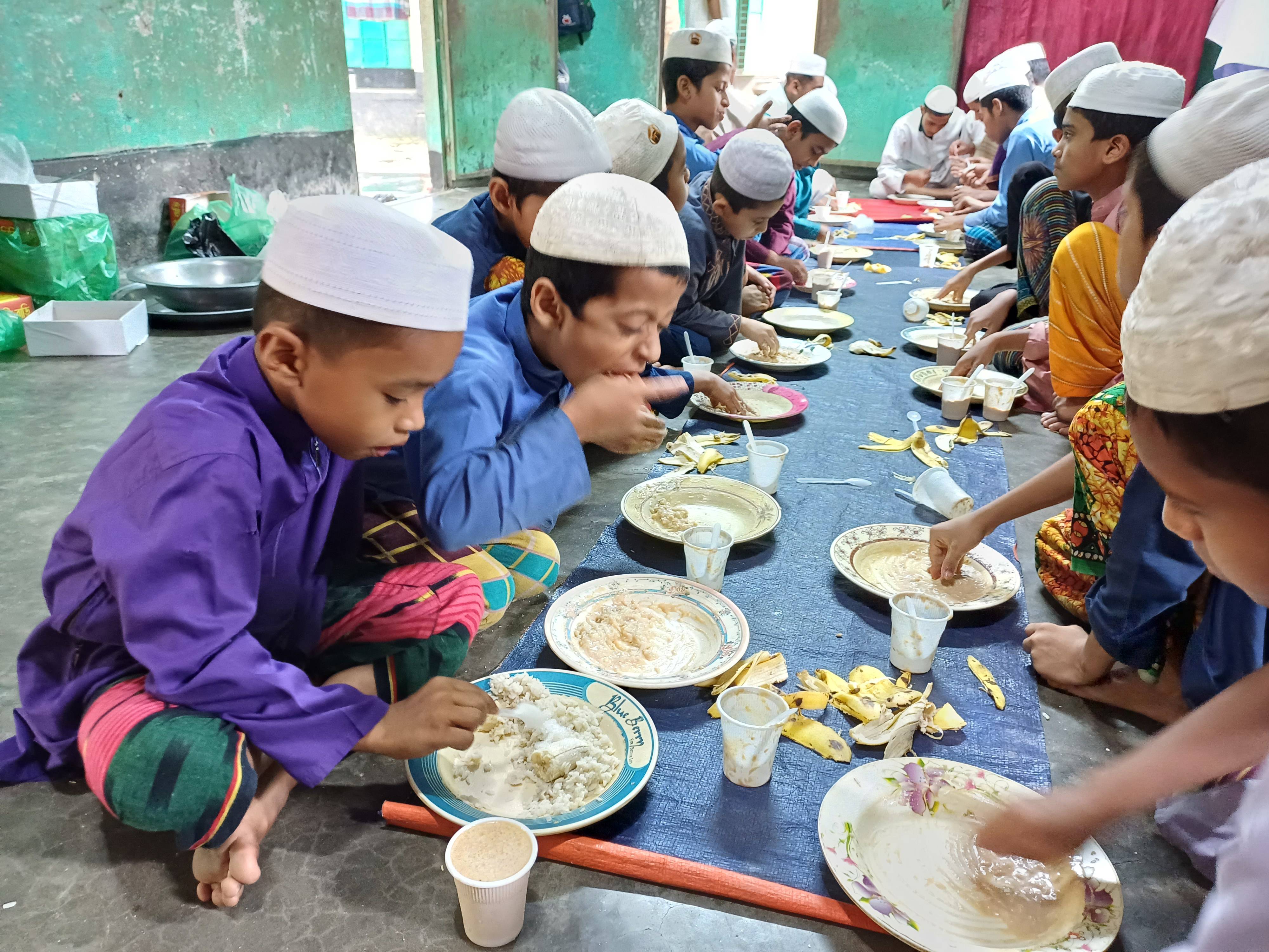 Moments — Weekly Breakfast Session